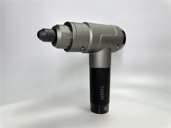 {{productViewItem.photos[photoViewList.activeNavIndex].Alt || productViewItem.photos[photoViewList.activeNavIndex].Description || 'Массажный пистолет ONEWILL Thunder P207'}}